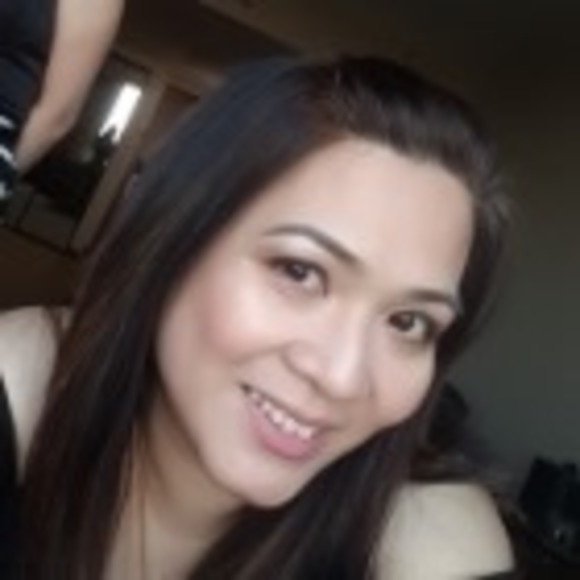 Meet your Posher, Shiela - Picture 1 of 1